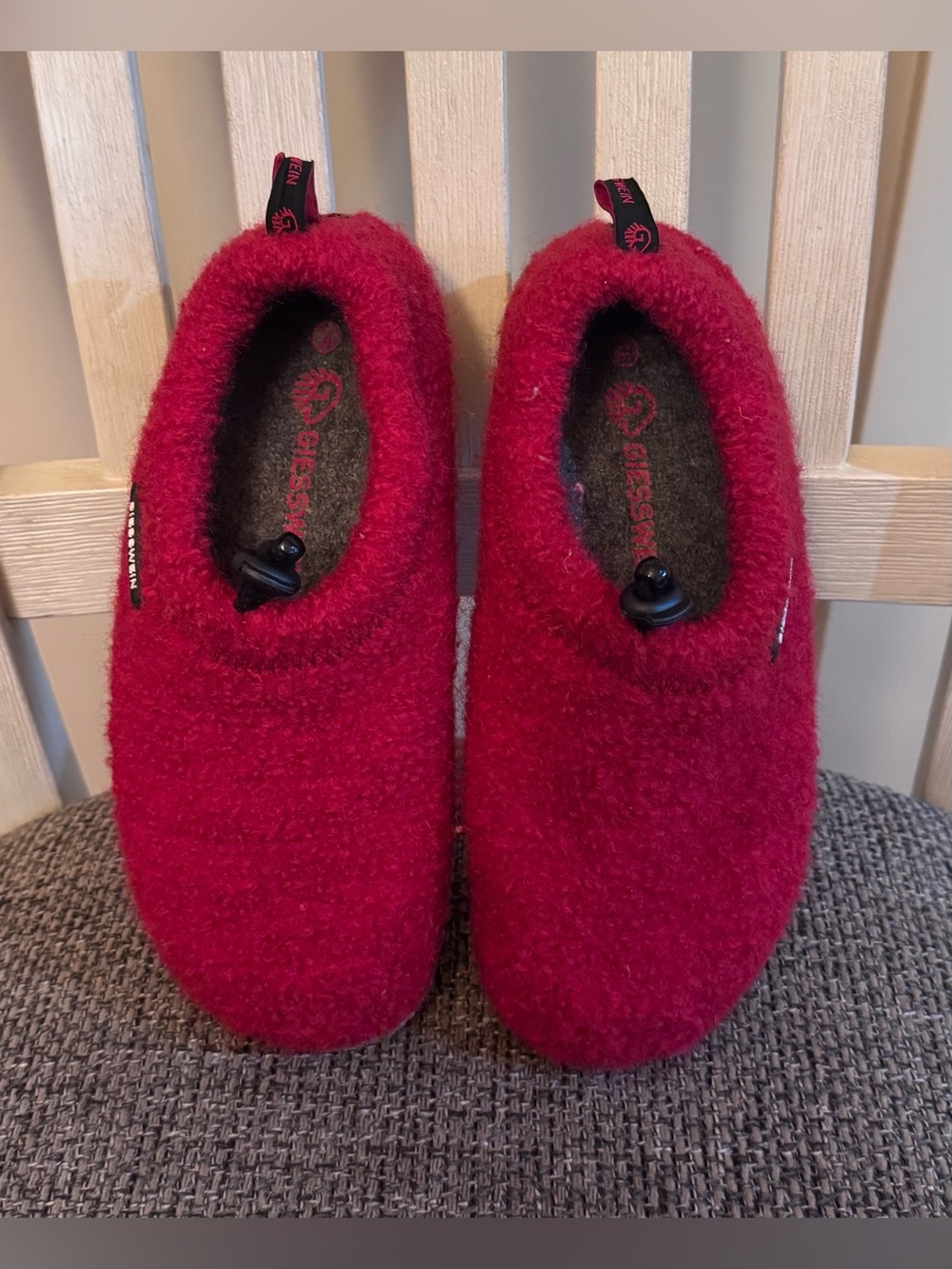 Giesswein Red Wool Fleece Slip-On Slippers with Toggle